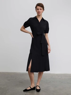 BGN Sukienka w kolorze czarnym rozmiar: 38