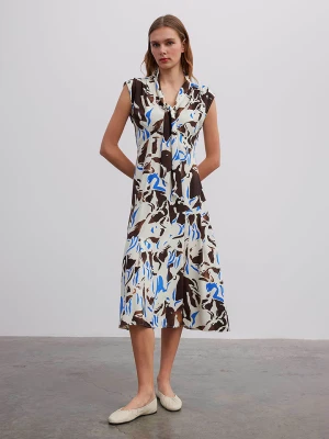 BGN Sukienka w kolorze kremowo-brązowym rozmiar: 38