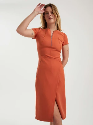 BGN Sukienka w kolorze pomarańczowym rozmiar: 36