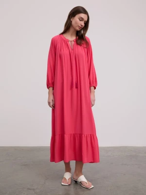 BGN Sukienka w kolorze różowym rozmiar: 34