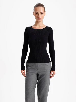 BGN Sweter w kolorze czarnym rozmiar: 40