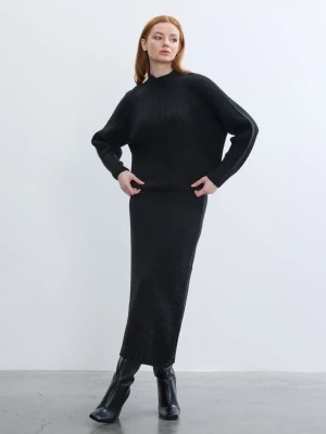 BGN Sweter w kolorze czarnym rozmiar: 34