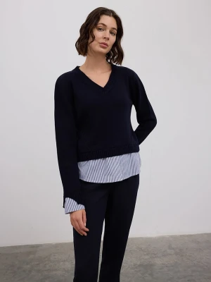 BGN Sweter w kolorze granatowym rozmiar: 34