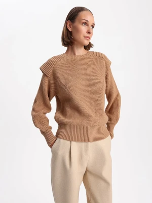 BGN Sweter w kolorze jasnobrązowym rozmiar: 38