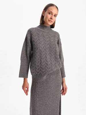BGN Sweter w kolorze szarym rozmiar: 34
