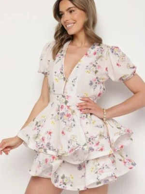 Biała Bawełniana Sukienka w Kwiaty o Rozkloszowanym Kroju z Falbankami Norittia allyson