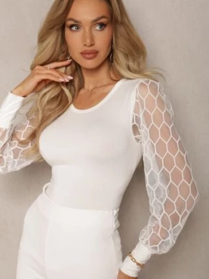 Biała Bluzka z Wiskozy Ozdobiona Koronkowymi Rękawami Ollivine fashion