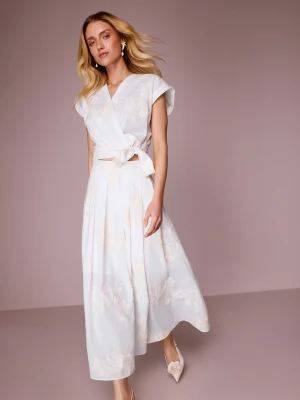 Biała haftowana spódnica midi z wysokim stanem TARANKO