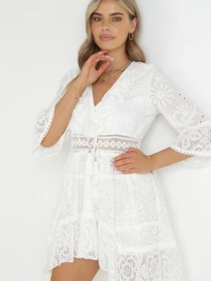 Biała Haftowana Sukienka Mini z Koronką i Przedłużanym Tyłem Azalaya