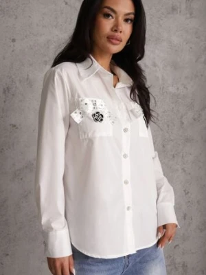 Biała Klasyczna Koszula z Kieszeniami Zdobiona Cyrkoniami i Kwiatowym Detalem Herlla elsa.m by may