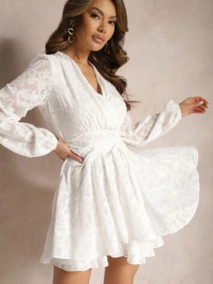 Biała Kopertowa Sukienka Rozkloszowana Mini z Tkaniny Plumeti Haetna