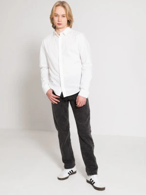 Biała koszula z długim rękawem zapinana na guziki Reporter