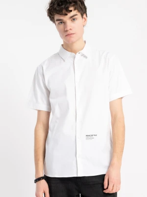 Biała koszula z minimalistycznym nadrukiem z krótkim rękawem Reporter