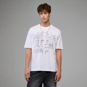 Biała koszulka boxy z motywem tribal House