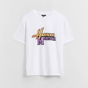 Zdjęcie produktu Biała koszulka UNISEX z nadrukiem Hannah Montana House