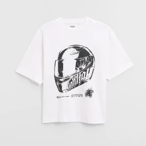 Biała koszulka UNISEX z nadrukiem kasku motocyklowego House