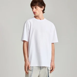 Biała koszulka z krótkim rękawem loose long basic House