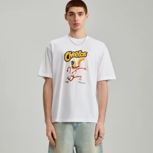 Biała koszulka z nadrukiem Cheetos House