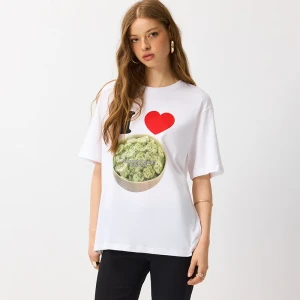 Biała koszulka z nadrukiem I love cucumber salad House