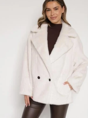 Biała Kurtka Futerko o Dwurzędowym Kroju Oversize Nalizana ann gissy