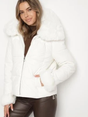 Biała Pikowana Kurtka z Szerokim Kołnierzem z Futerkiem Galerra swest