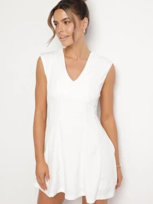 Biała Rozkloszowana Sukienka o Taliowanym Kroju Ellaira elsa.m by may