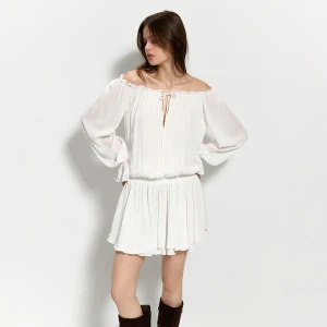 Biała sukienka mini z długim rękawem z falbankami House