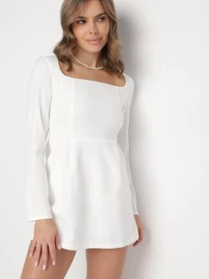 Biała Sukienka Taliowana z Kwadratowym Dekoltem Jelzemis