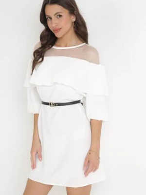 Biała Sukienka z Plisowaną Falbanką i Cienkim Paskiem Aniva lily rose