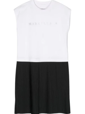 Biała Sukienka z Plisowaną Spódnicą i Logo Maison Margiela