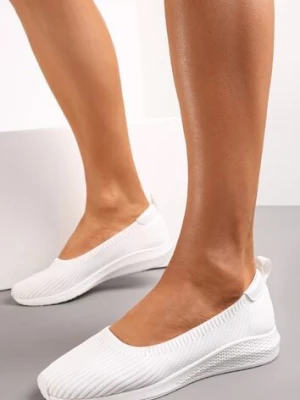 Białe Tenisówki Wsuwane z Elastyczną Cholewką Calvinus