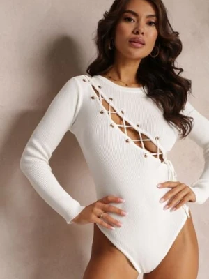 Białe Body z Prążkowanej Dzianiny Zdobione Wiązaniem i Wycięciem Naudas elsa.m by may