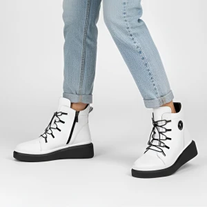 Białe Botki Filippo Stylowe Buty Damskie