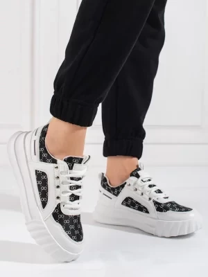 Białe buty sportowe damskie z czarnymi wstawkami Shelvt