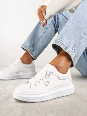 Białe Casualowe Sneakersy z Zawieszką Misiem Ulevidia