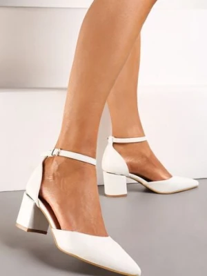 Białe Czółenka na Słupku z Noskiem w Szpic i Paskiem Przy Kostce Triga