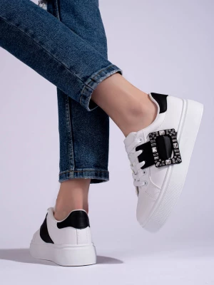 Białe damskie buty sneakersy ze czarną wstawką Shelovet Merg