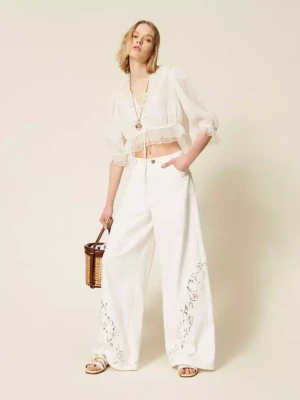 BIAŁE JEANSOWE SPODNIE Z HAFTEM TWINSET