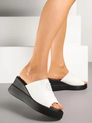 Białe Klapki na Koturnie Vices z Perforacją Mevelissa