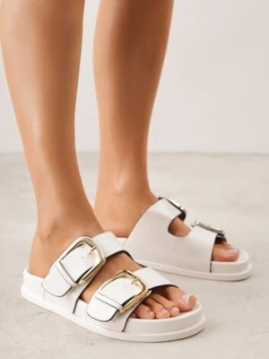 Białe Klapki z Metalicznymi Klamrami Aetheta