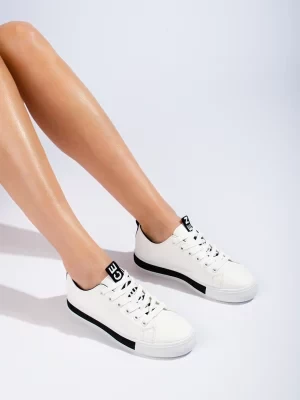 Białe klasyczne buty sportowe Shelvt