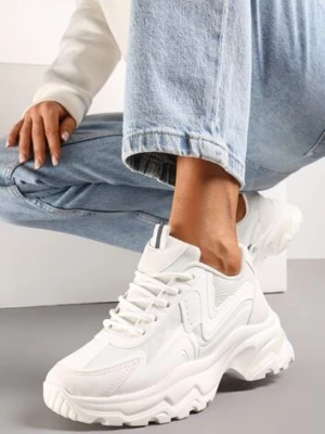 Białe Klasyczne Sneakersy Sznurowane na Niskiej Platformie Lenivia