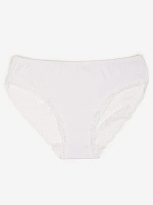 Białe Majtki Figi Zdobione Koronką Venissella