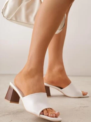 Białe Minimalistyczne Klapki na Słupku z Odkrytym Kwadratowym Noskiem Monaera l.day