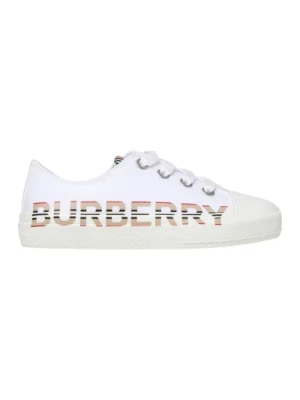 Białe płaskie buty z ikonicznym wzorem w paski i nadrukiem logo Burberry
