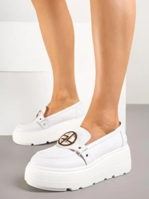 Białe Półbuty Mokasyny na Grubej Podeszwie ze Skórzaną Wkładką i Aplikacją Reliane cambell