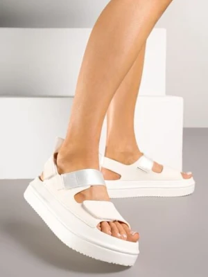 Białe Sandały w Stylu Chunky na Platformie z Pianki Zapinane na Rzep Vinamia