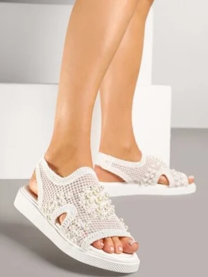Białe Sandały z Siateczkową Cholewką i Perłami Lisamira seastar