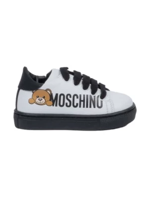 Białe Skórzane Sneakersy z Czarnym Logo Marki Moschino