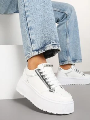 Białe Sneakersy na Grubej Podeszwie z Ozdobnymi Przeszyciami Tataniel marquiiz